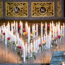 22. juli: Kronprinsparet deltar under minnegudstjenesten i Oslo domkirke, der Kronprins Haakon var blant dem som tente lys til minne om dem som mistet livet. Foto: Audun Braastad / NTB scanpix